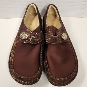 Alegria DEN 589 Maroon Clog Shoes 36